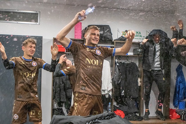 顶尖俱乐部 顶尖俱乐部